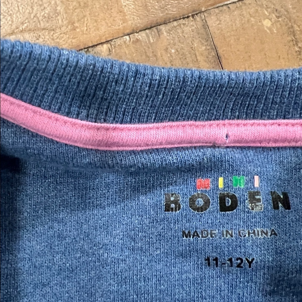 Mini Boden bumble bee embroidered tunic sweatshirt 11-12 years blue embroidered - Picture 4 of 6